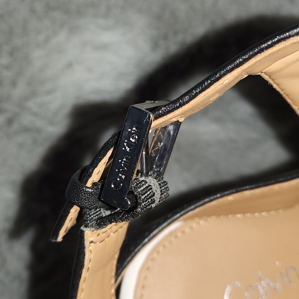 Calvin Klein (Nalo) S.10 Tan -White- Black Leather  Heels - Picture 5 of 12